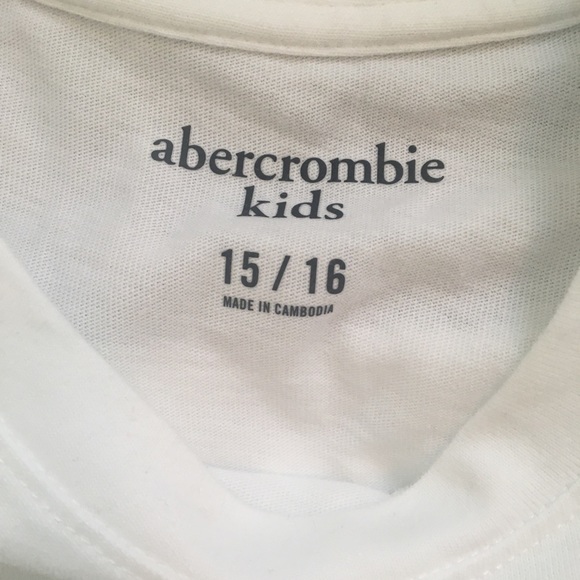 Two Abercrombie and Fitch tops - Picture 2 of 3